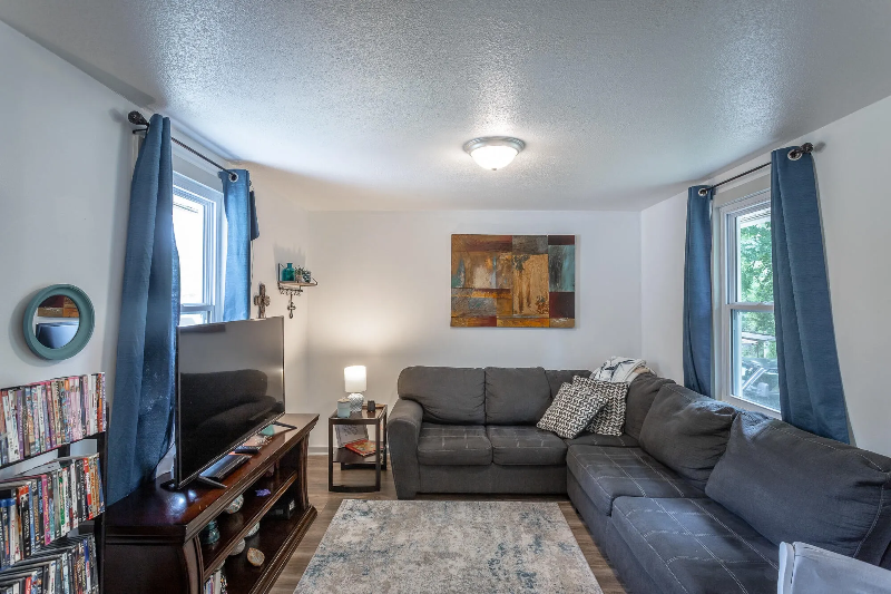 4915 Orchard Dr - Photo 3 of 21