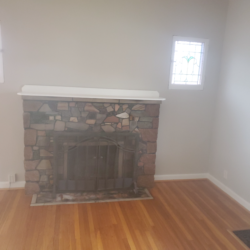 9701 Sterling Pl - Photo 3 of 15