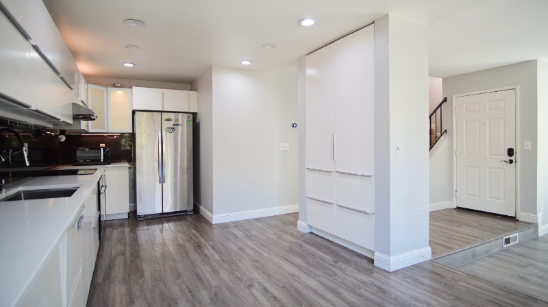 1679 River Birch Ct - Photo 3 of 19