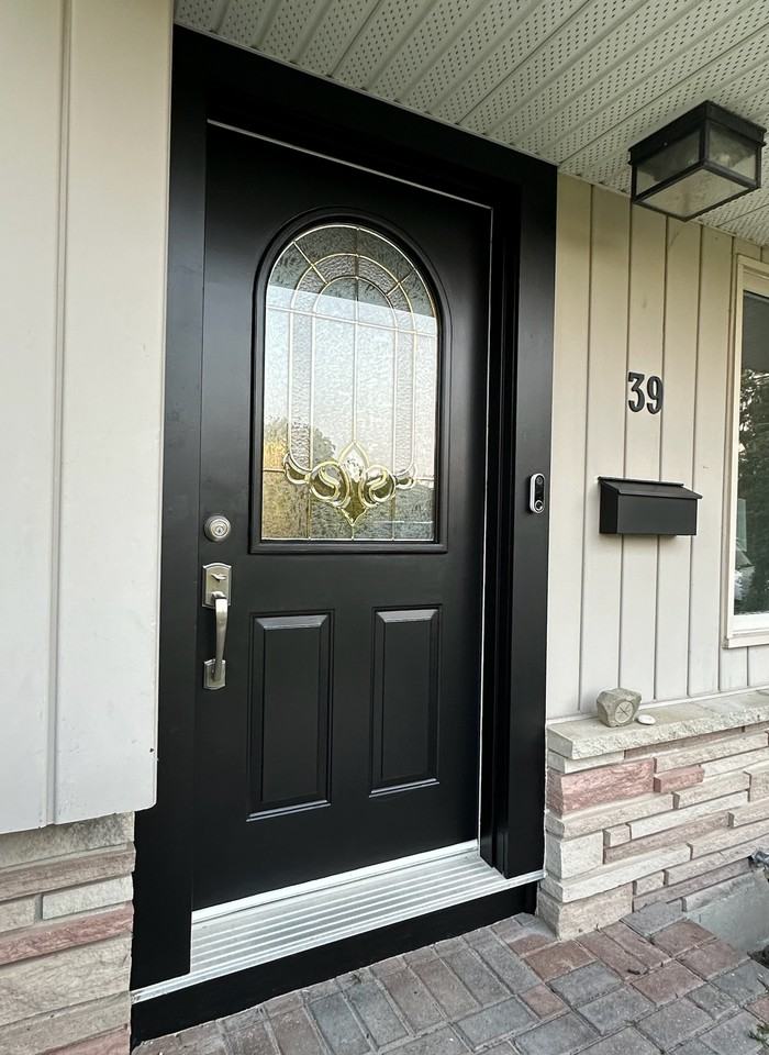 39 Quinpool Crescent - Photo 2 of 15