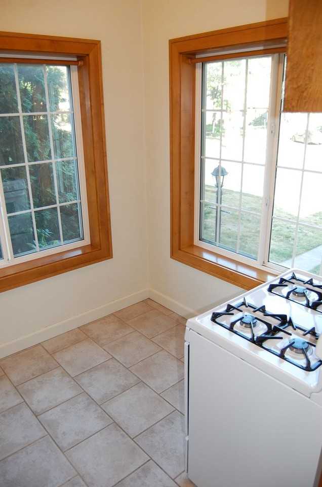 1739 G St. - Photo 5 of 21