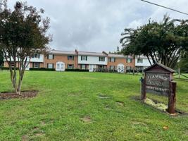 featured image of 515 Rosewood Ave