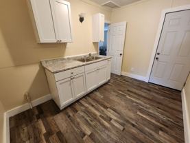 545 E Union St - Photo 1 of 1