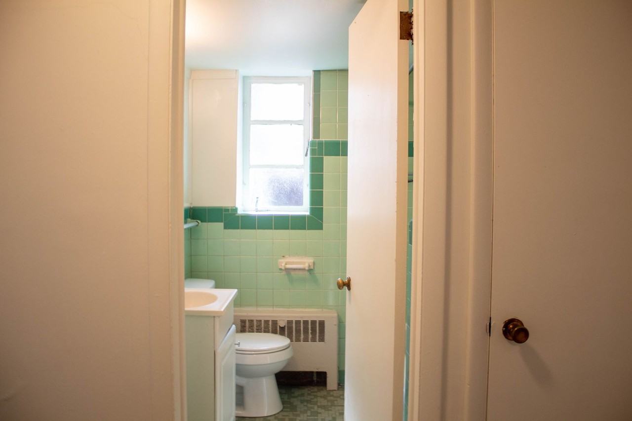 203 S Wright Street - Photo 3 of 23