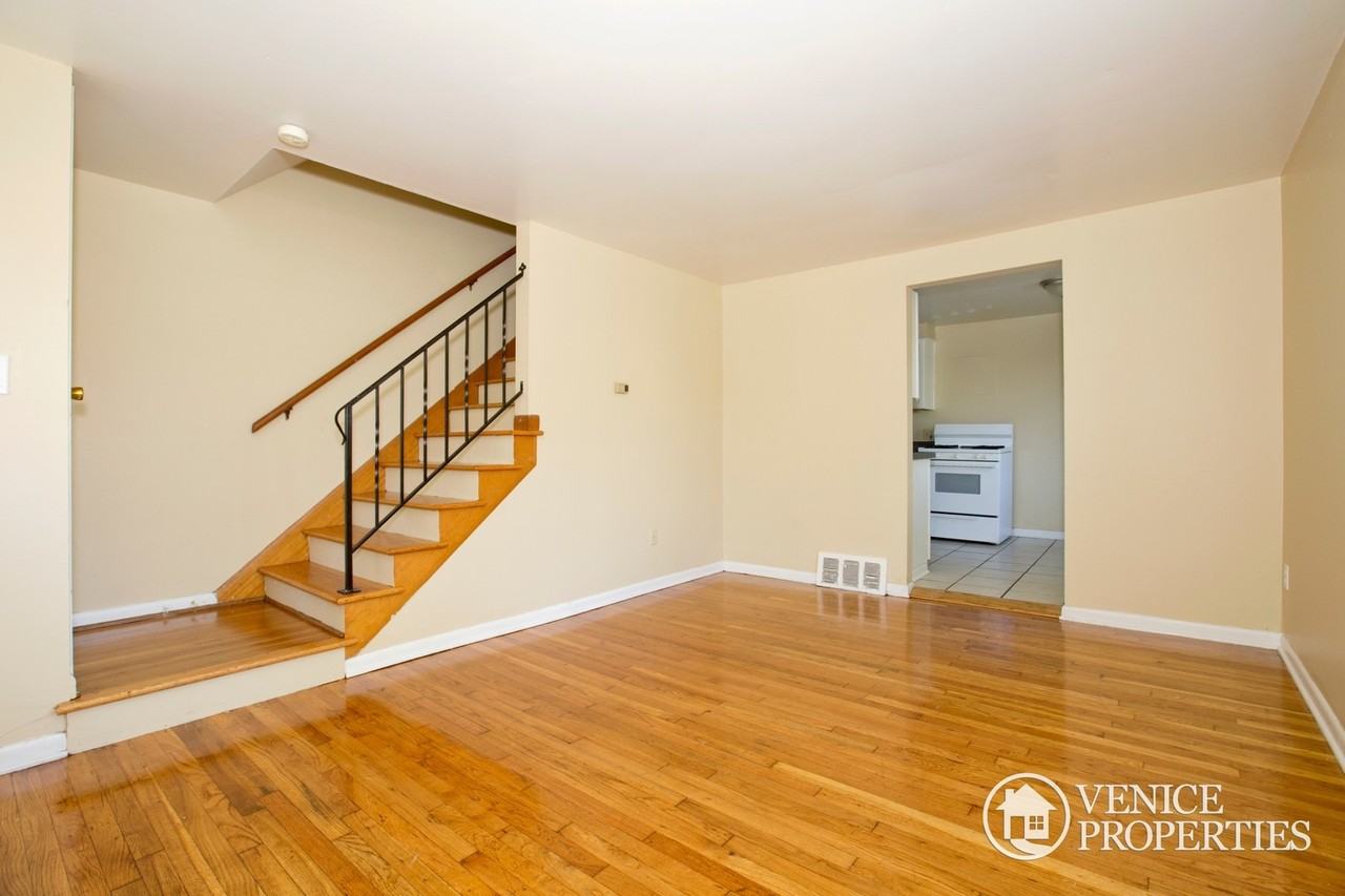 1659 N 4th St #C - Photo 2 of 15