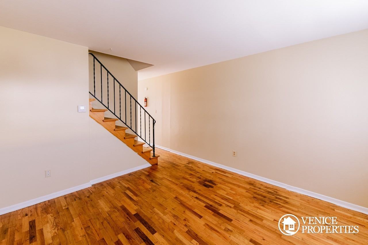 171 E 12th Ave #2 - Photo 5 of 16