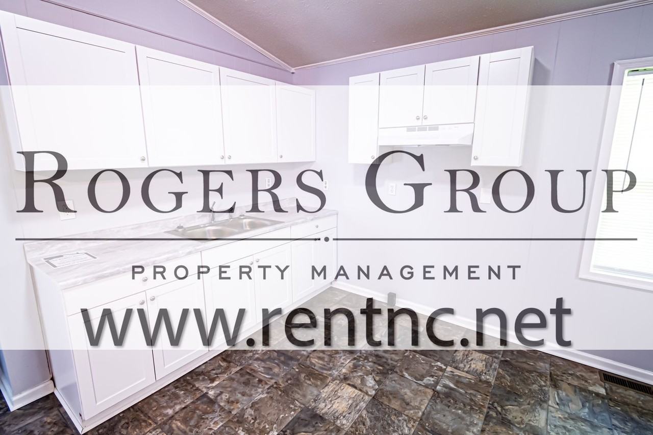 649 N Main St - Photo 2 of 9