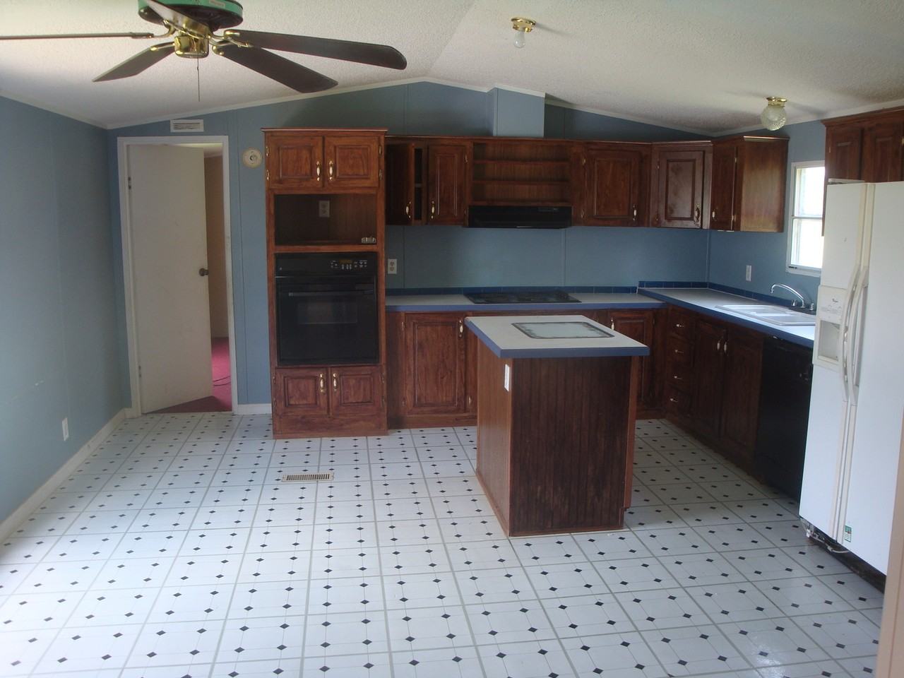 2612 Bailey Rd - Photo 3 of 8