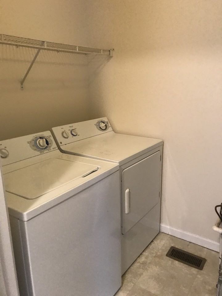 9436 Inaugural Dr - Photo 4 of 13