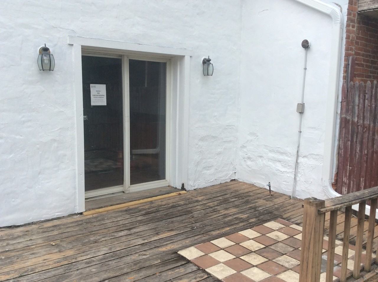 49 N Penn St - Photo 3 of 23