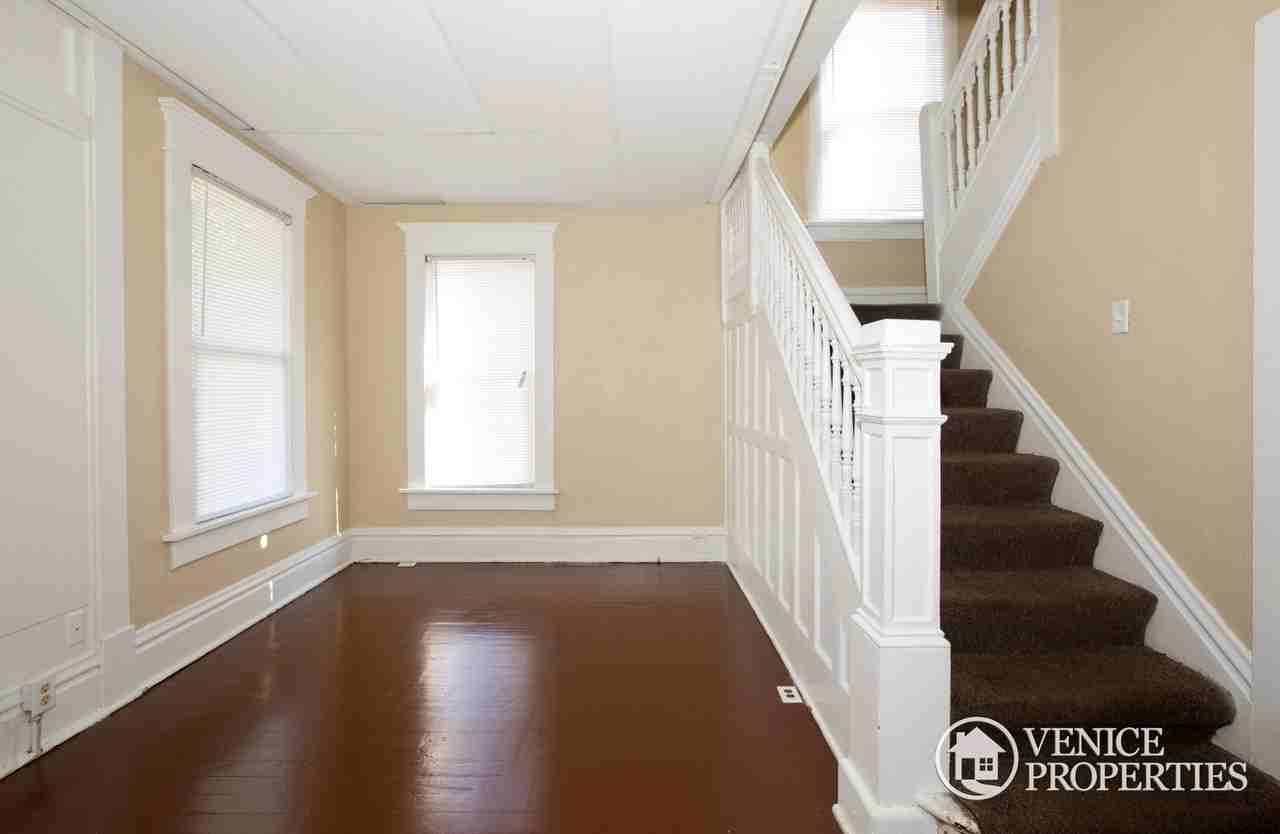 1665 N 4th St - Photo 2 of 18