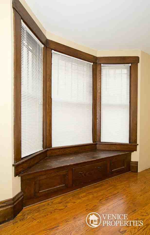 170 E Oakland Ave - Photo 7 of 24
