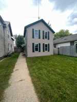 featured image of 413 8th St S