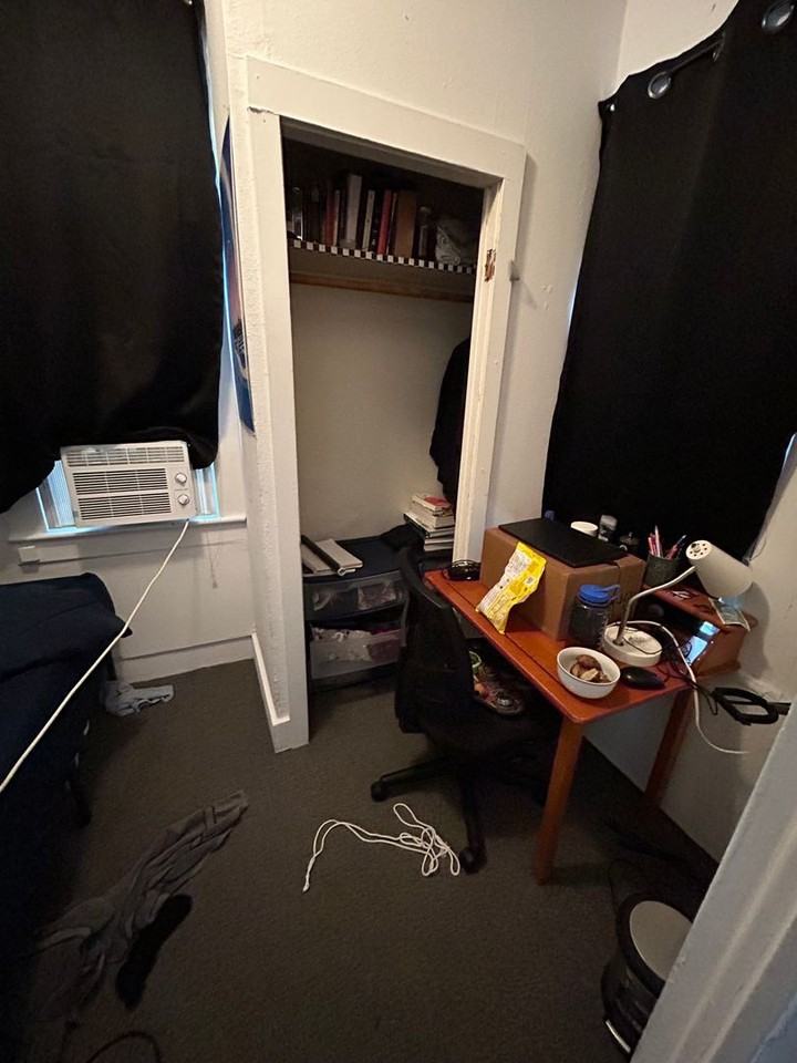 1010 Badger St - Photo 2 of 16