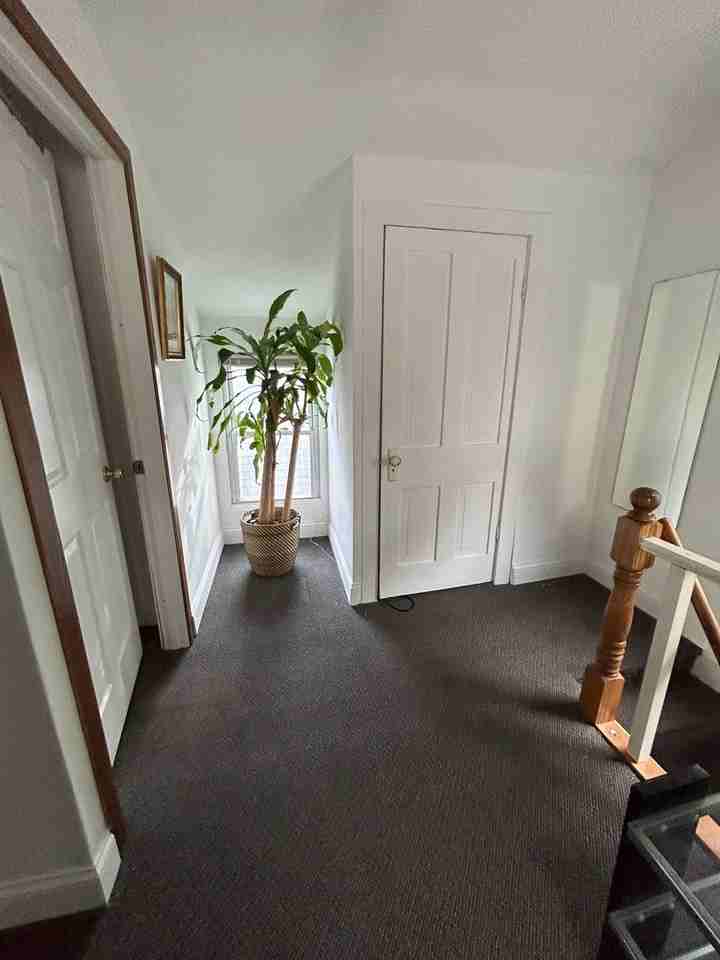 1010 Badger St - Photo 5 of 16