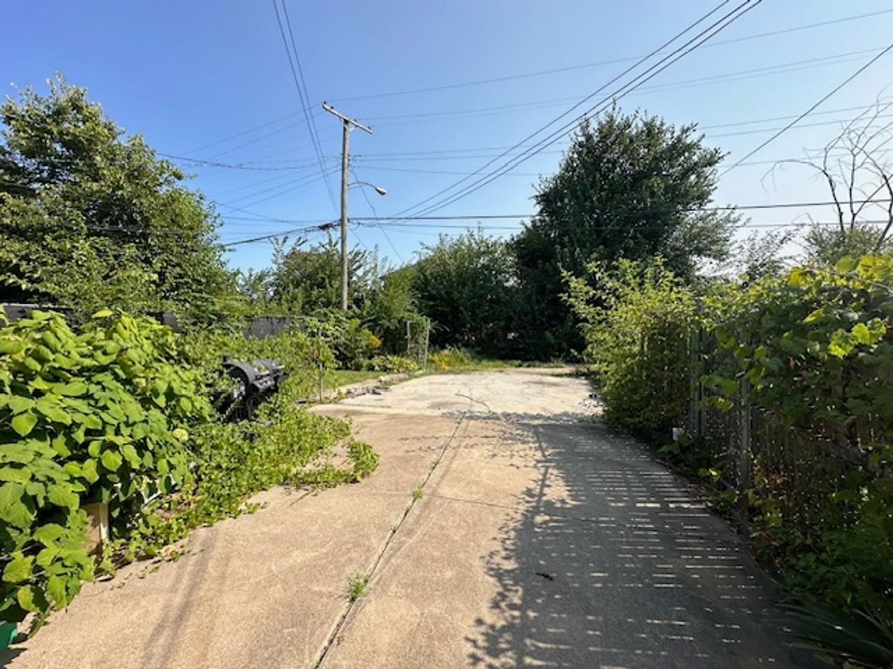 4287 W Grand - Photo 4 of 5