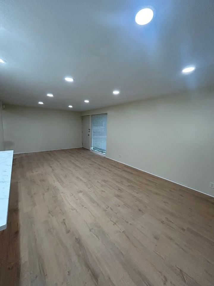 262 S Corl St Apt 2a - Photo 7 of 20