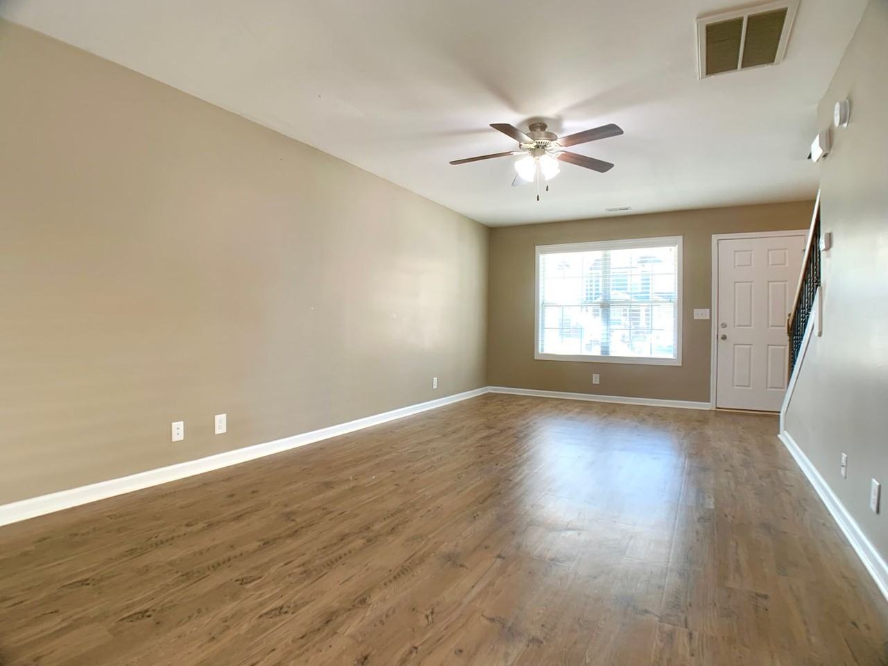 216 Alexander Blvd - Photo 5 of 19