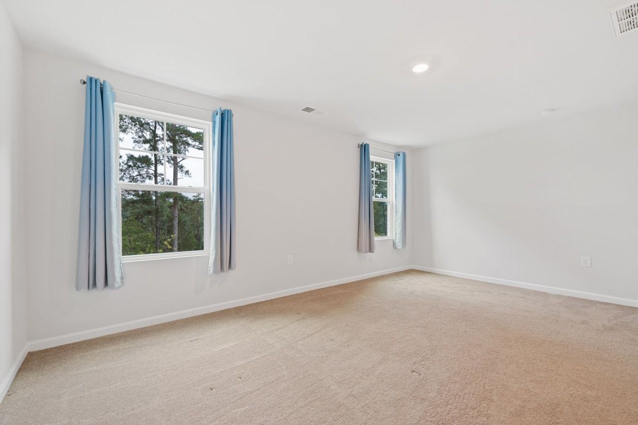 1090 Shoreside Dr - Photo 7 of 19