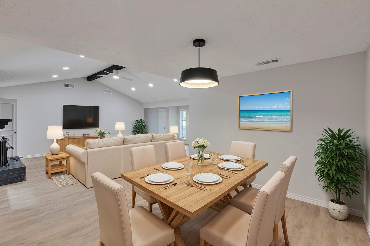 921 Autumn Lake Dr - Photo 3 of 26