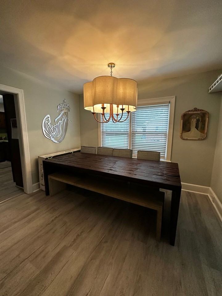 105 Heath St - Photo 3 of 15