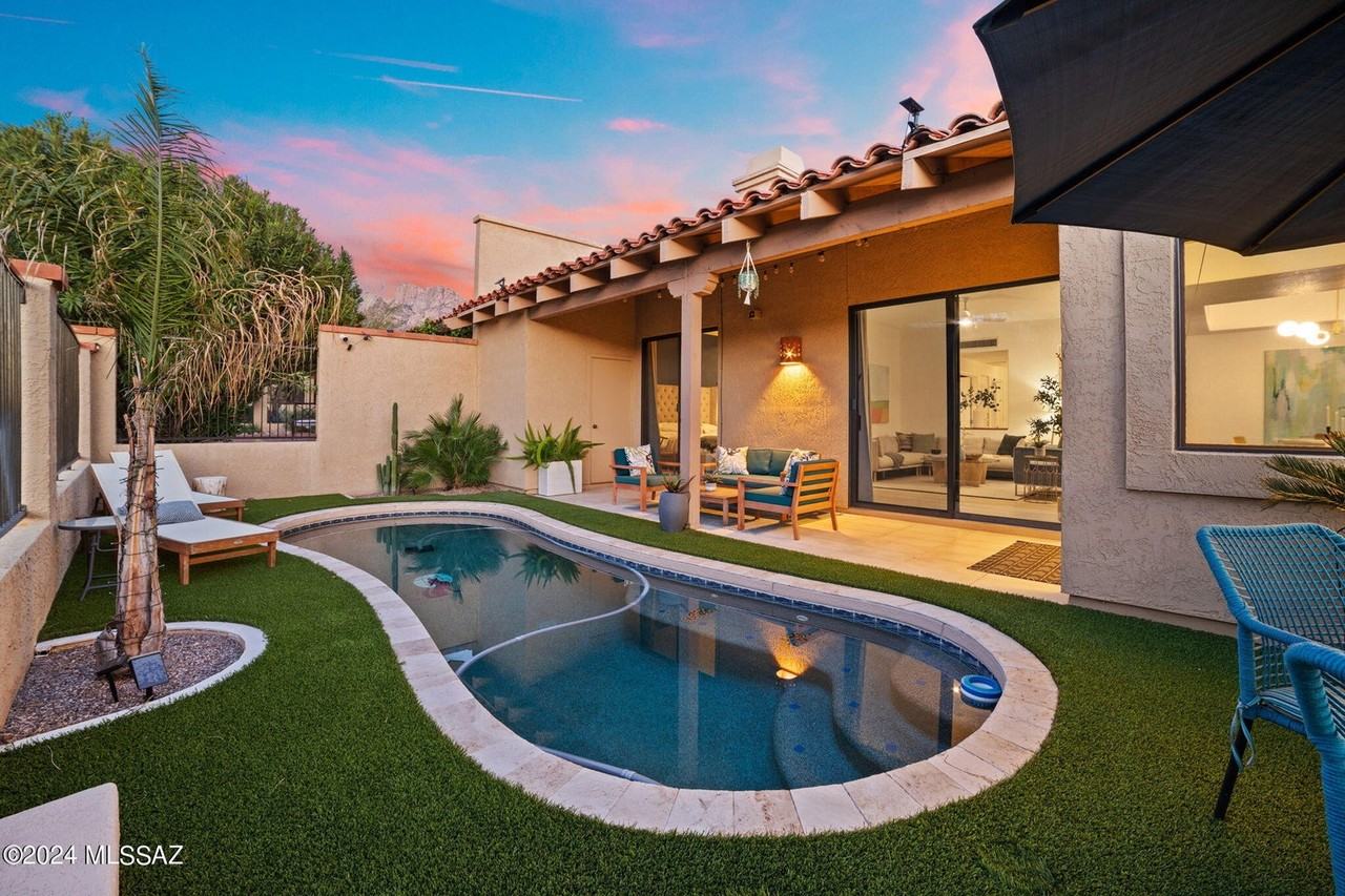 841 E Camino Corrida #841 - Photo 2 of 20