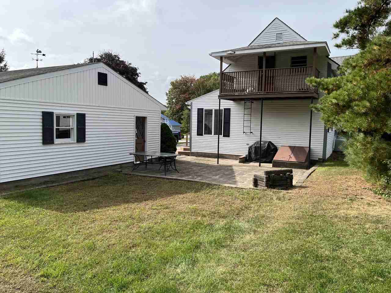 35 Park St #1 - Photo 3 of 18