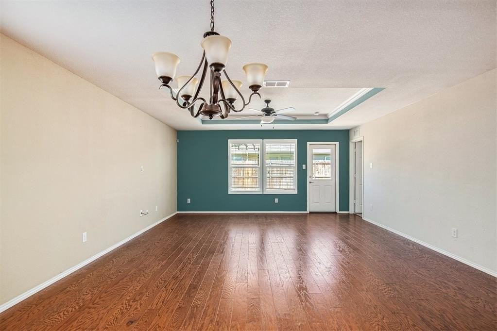 304 Chert Ln - Photo 2 of 24