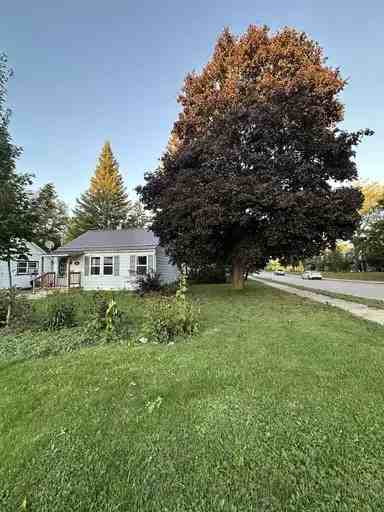 54 Simcoe St - Photo 2 of 30