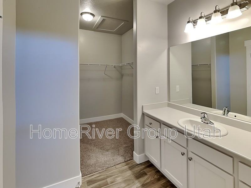 15 W Seasons Dr #409 - Photo 7 of 18