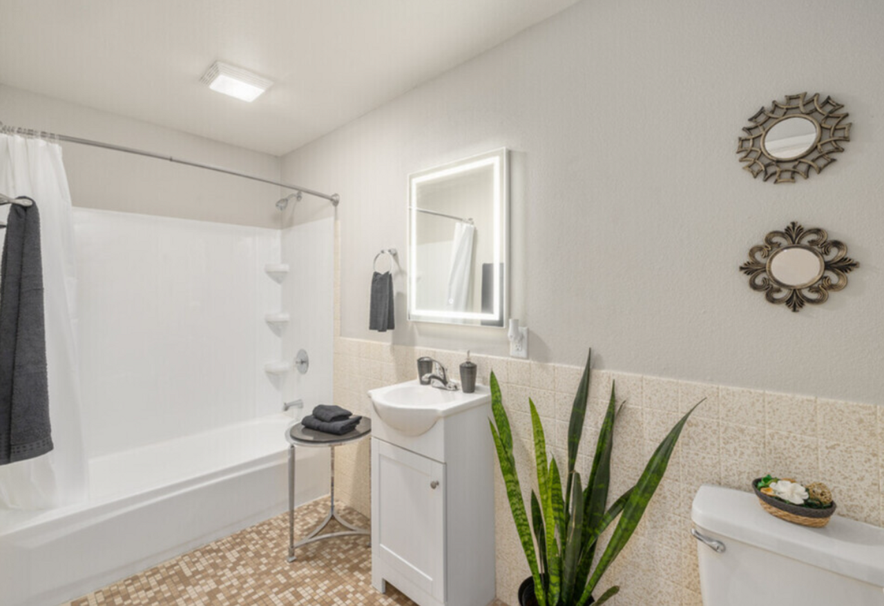 Vista Palms - Photo 4 of 28