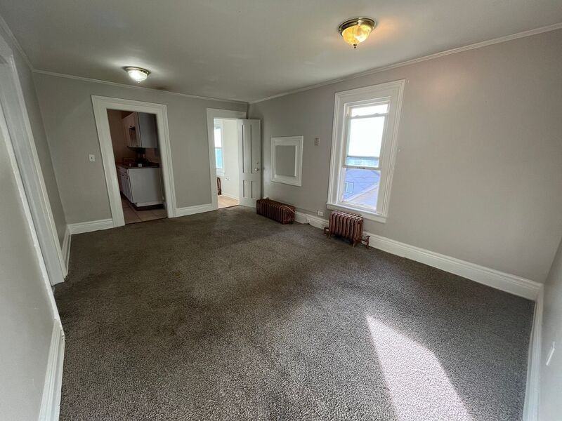 353 Pearl St #355PEARLST - Photo 2 of 8