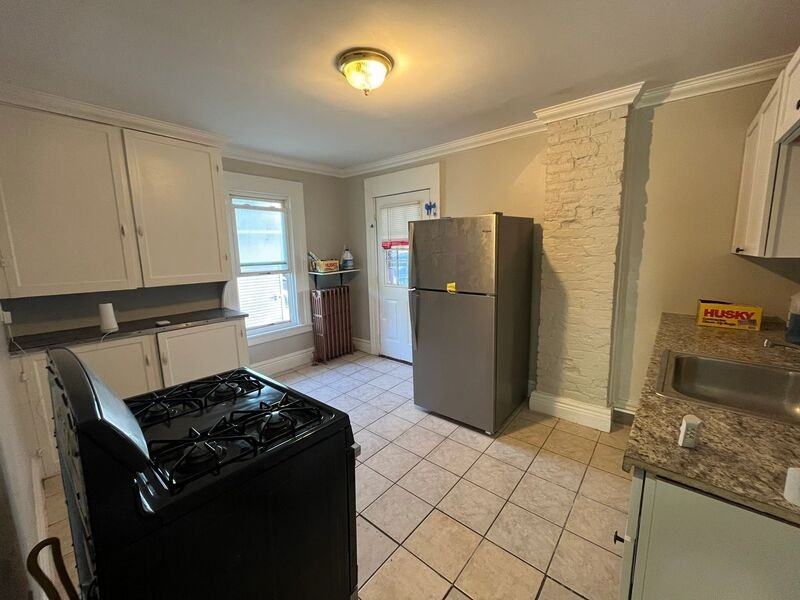 353 Pearl St #355PEARLST - Photo 5 of 8