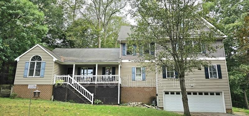 107 Pleasant Pt - Photo 3 of 38