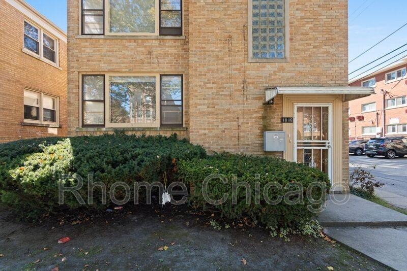 1816 Monroe St #1 - Photo 2 of 32