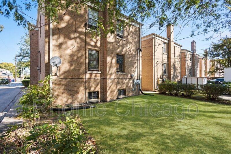 1816 Monroe St #1 - Photo 6 of 32