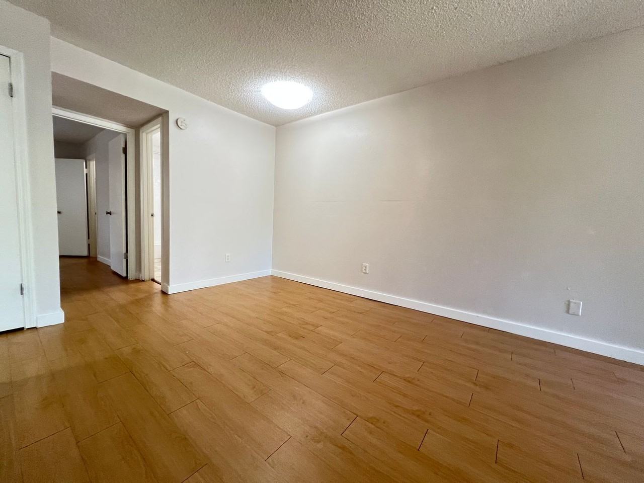 Oak Creek - Photo 5 of 42