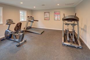 Thousand Oaks Apartments & Townhomes - Photo 1 of 1
