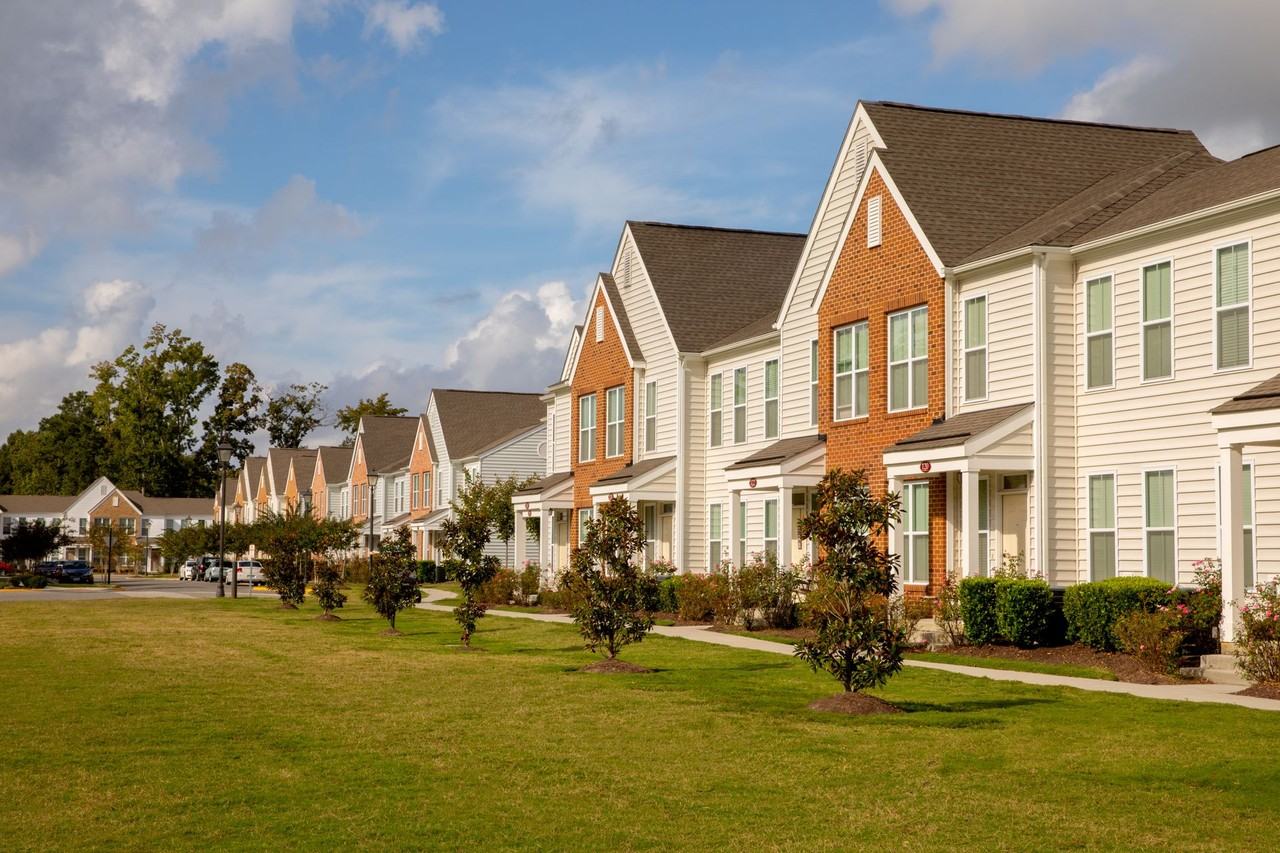 Yorktown Arch - Photo 3 of 50