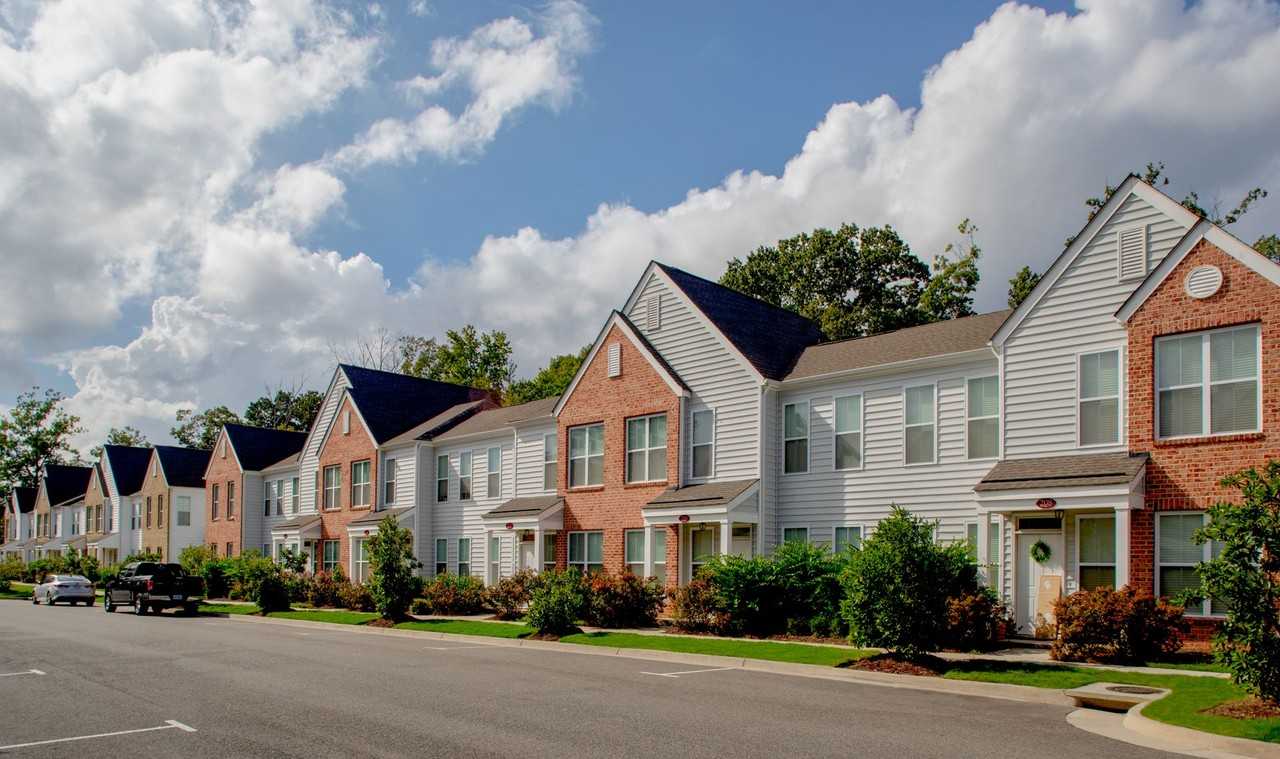 Yorktown Arch - Photo 5 of 50