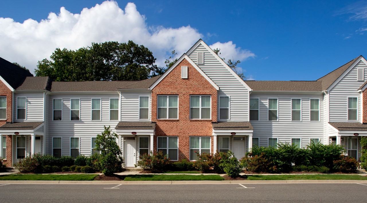 Yorktown Arch - Photo 6 of 50