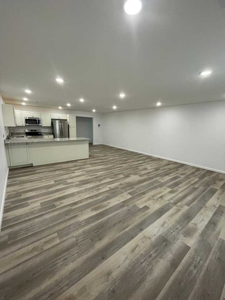 432 James Dr - Photo 3 of 18