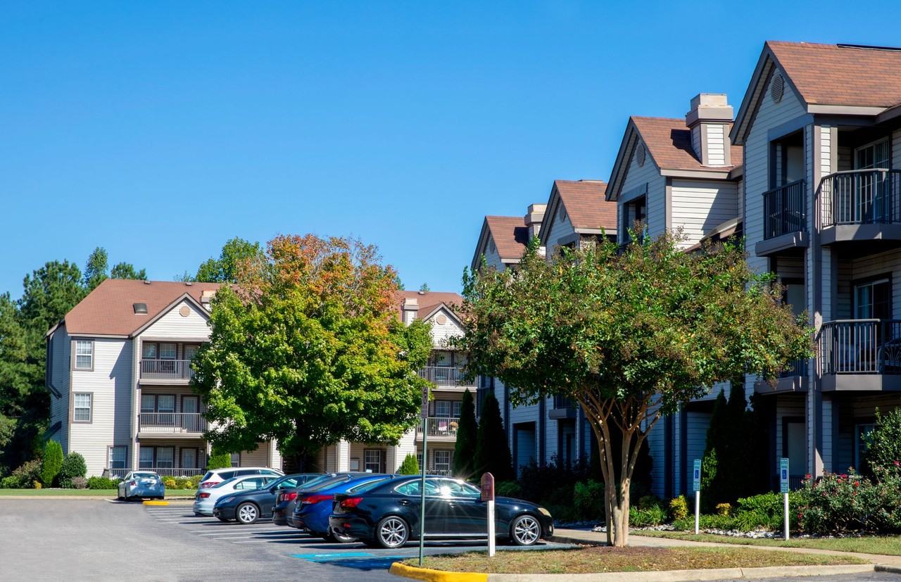 Woodbriar Apartment Homes - Photo 4 of 50