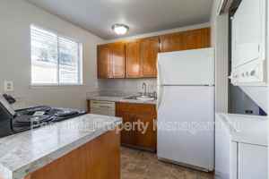 featured image of 506 E 34th St #B