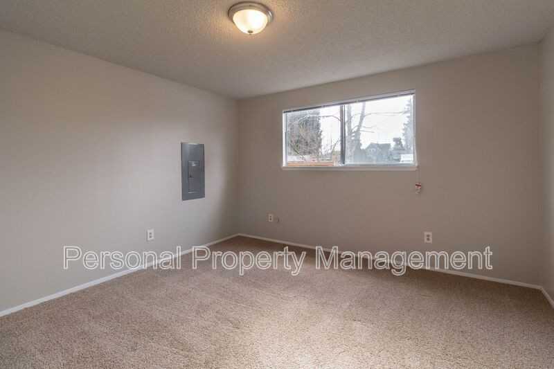 506 E 34th St #B - Photo 6 of 10