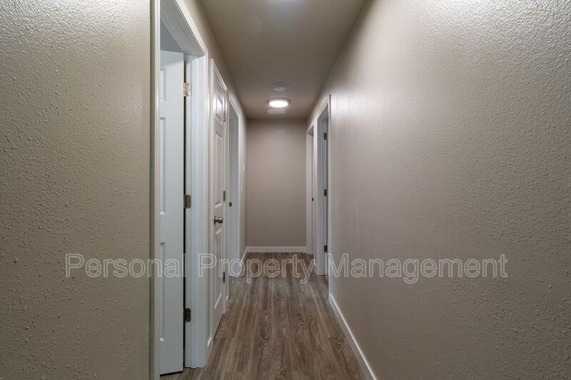 19019 Se 12th Way - Photo 5 of 16