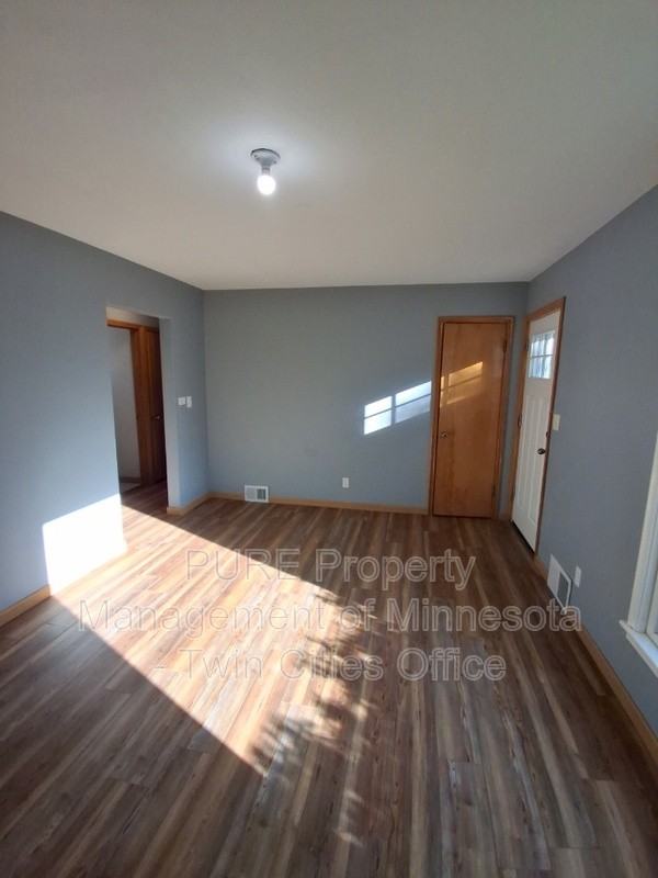 793 Lake St - Photo 2 of 20