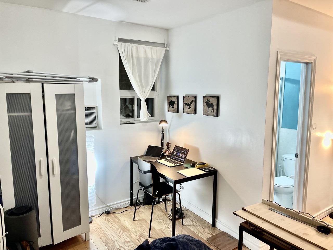 226 Beverley Street - Photo 2 of 5