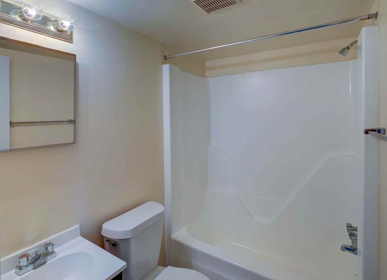 Vantage Apartments - Photo 2 of 21