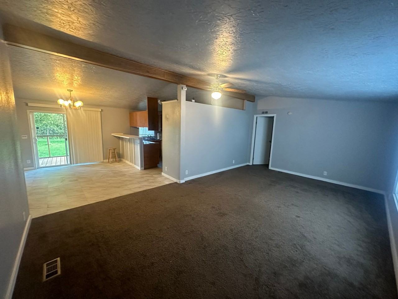 920 97th St E - Photo 2 of 12